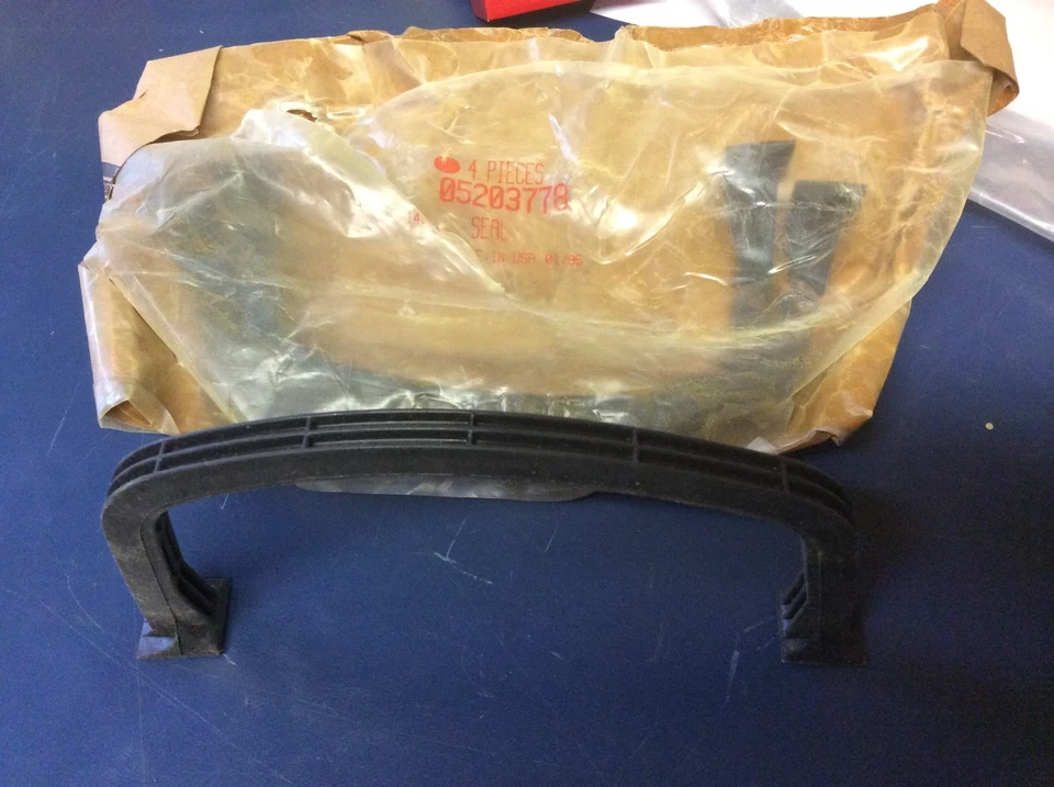 Chrysler 1984-1995 2,2 L 2,5 L sello de cárter de aceite (cada uno) Mopar genuino nuevo 5203778 Foto 2 de 2