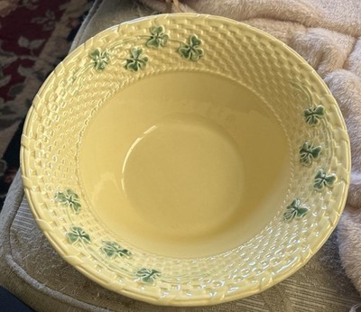 Bordallo Pinheiro Shamrock Serving Bowl Basketweave Portugal