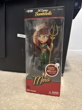 2017 Cryptozoic DC Comics Bombshells Trading Cards 12