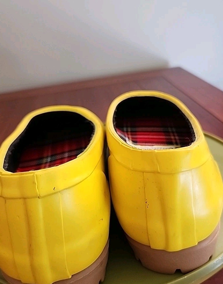 Garden Shoes Yellow Womens NWT Mid west loafers 6 shoes rain & garden 