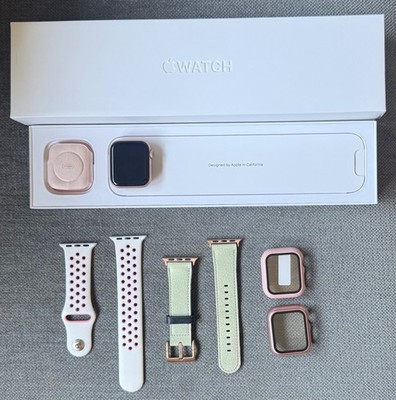 Apple Watch Series 6 40mm Aluminiumgehäuse Sandrosa Rosegold