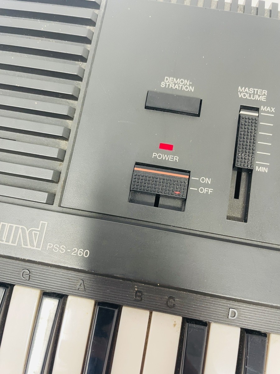 WORKING Vintage Yamaha Portasound PSS 260 Mini Keyboard