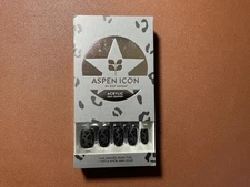 Short Squoval Press On Nails New In Box Ramona Says Rawr 