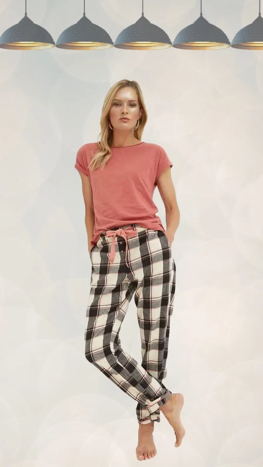 Ex Fat Face Women’s Eva Large Check Pyjama Bottoms in Black - Image 2 of 2