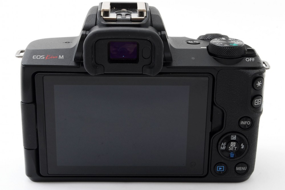 【Canon】EOS Kiss M + 15-45mm + 55-200mm Canon EOS Kiss M camera w. 15-45mm lens / 55-200mm lens Kit