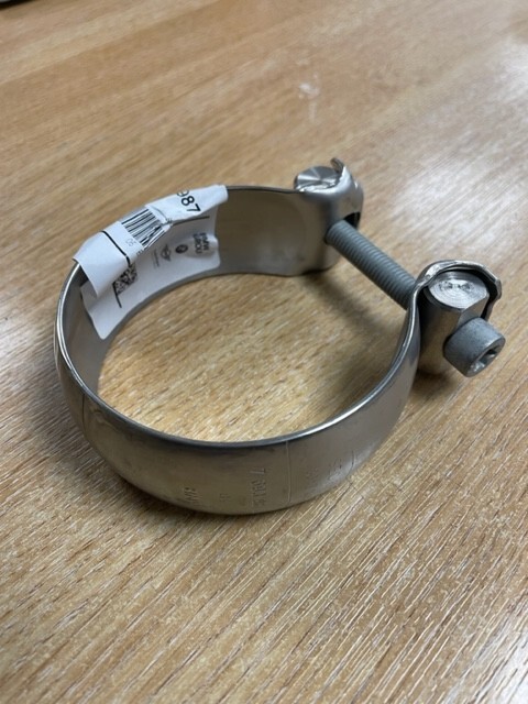 GENUINE BMW MOTORRAD R1200 EXHAUST CLAMP P/N 18217693987