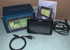 Magellan RoadMate 5045 GPS Navigator RM5045SGXUC USA/CANADA/PR