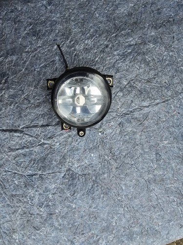 VW Polo 9N Nebelscheinwerfer links vorne 6Q0941699