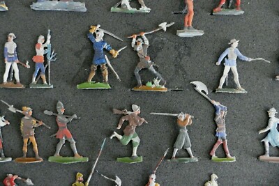 PLATS D'ÉTAIN - Zinnfiguren Re : Personnages de ville 19ème siècle - 24