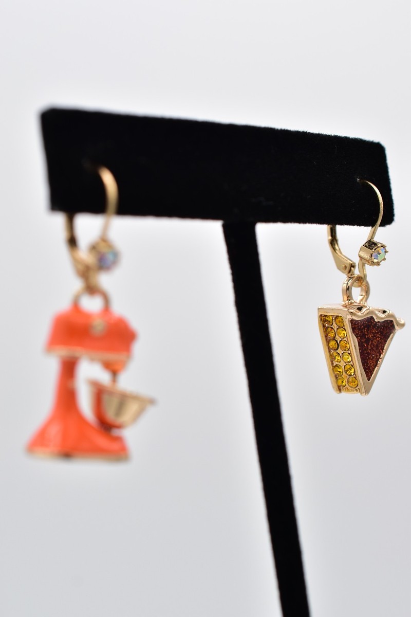 Betsey Johnson Mismatched Fall Earrings Pumpkin Pie Slice Mixer