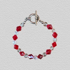 Pretty Red & White Faceted Beaded Falshion Bracelet Silver Tone Hardware