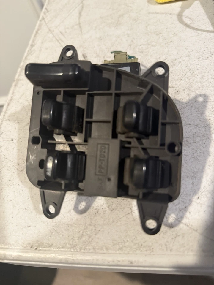 1995-1999 SUBARU LEGACY DRIVERS PUERTA DELANTERA VENTANA ELÉCTRICA INTERRUPTOR CONTROL FABRICANTE DE EQUIPOS ORIGINALES... Foto 2 de 4