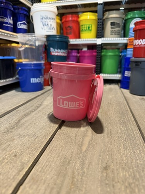 #ad Pink Lowe’s Mini Bucket With Lid $5.00