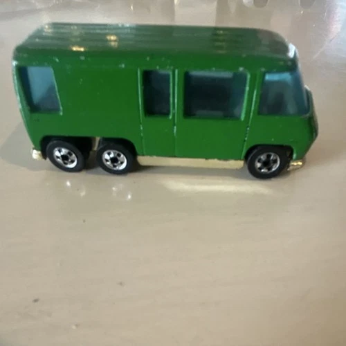 Hot Wheels GMC Motor Home Diecast Green 1976 Camper Vintage Vehicle