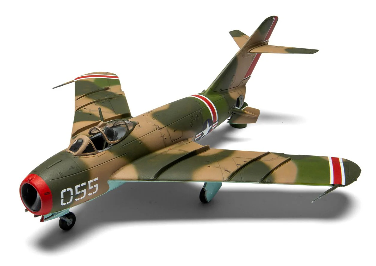 Airfix A03091A Mikoyan-Gurevich MiG-17F 'Fresco' Model Kit