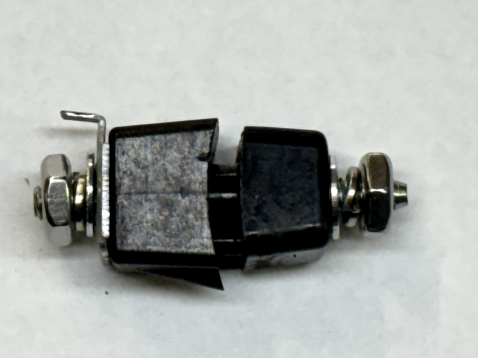 REPRO TRACTOR DELCOREMY DISTRIBUTOR SQUARE WIRE TERMINAL INSULATOR