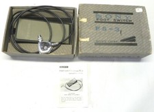 VINTAGE SONY FOOT SWITCH IN ORIGINAL BOX SONY MODEL FS-3 MADE IN JAPAN NICE USED