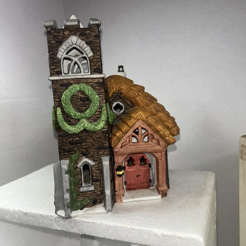 Dept 56 ~ IVY GLEN CHURCH ~Dickens Village-1988