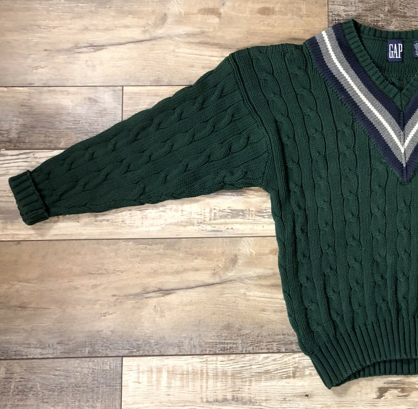 Vintage Gap Mens 100% Cotton Sweater V 