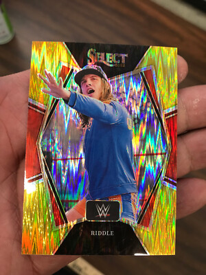 2022 PANINI SELECT WWE #120 MATT RIDDLE GOLD FLASH PRIZM 07/10
