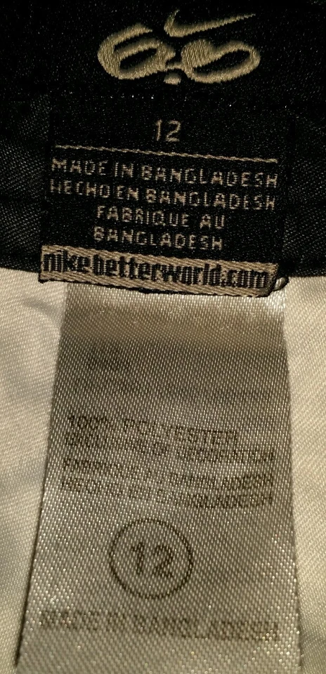 Youth size 12 Nike 6.0 White &  Grey swirled Boardshorts with pocket  - Image 4 of 4