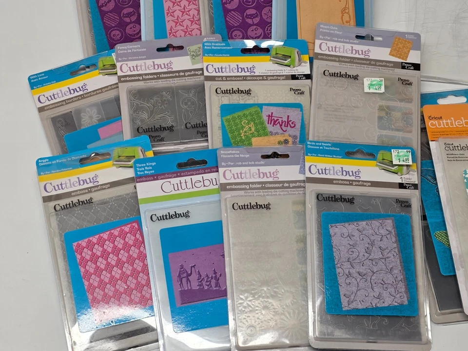 Cuttlebug Embossing Machine Provo Craft + Embossing Plates Most NEW! T3.3 - Image 3 of 4