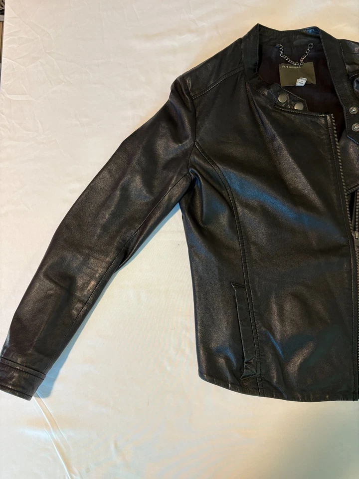 Chaqueta de moto de cuero negra para mujer Muubaa UK 12 US 8 cremallera asimétrica ajuste elegante Foto 2 de 4