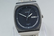 Vintage 1978 Seiko Type II 7546-6000 Navy Dial Silver Quartz Men's Watch JAPAN