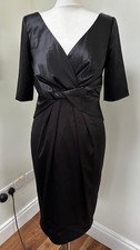 Brand New Holly Wiloughby Coctail Dress Size 10 Shiny & Silky Black V-neck