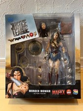 MAFEX No.060 Wonder Woman Justice League