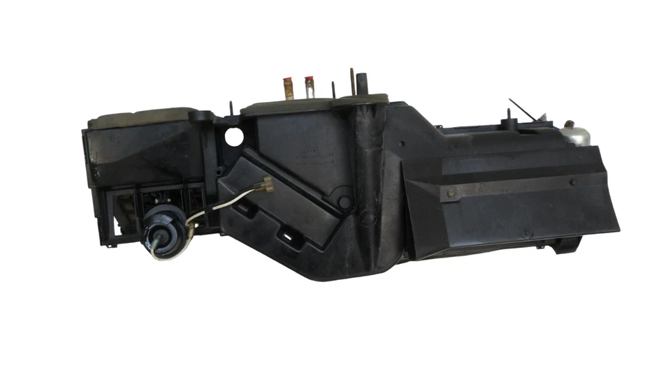 1995-1996 Mazda B3000 Interior Heater HVAC Case Used ZZL061A01 OEM Foto 4 de 4