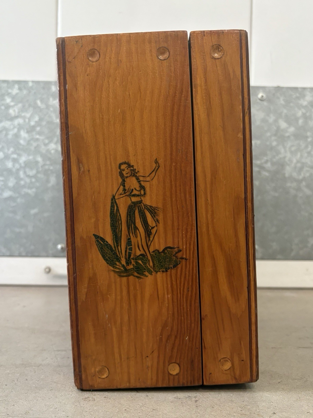 🔥 Vintage 1940 WWII Hawaiian TATTOO Tiki HAWAII Folk Art ROLLER DERBY Skate Box