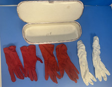 VINTAGE MCM PINK SATIN QUILTED LADIES GLOVE BOX 13.50  X 5  VANITY  3 pr Gloves