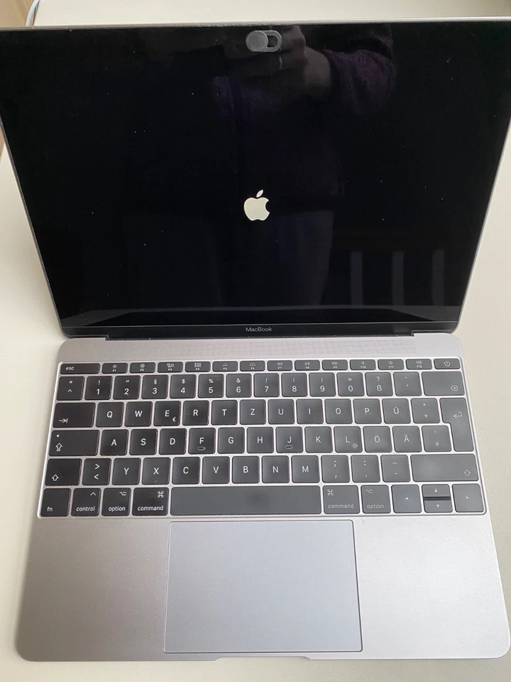 MacBook Retina 12 -inch  (2017) |  MB 12.0 | Space grau | 1.2 GZ | 8 GB | 256 GB - Bild 2 von 4