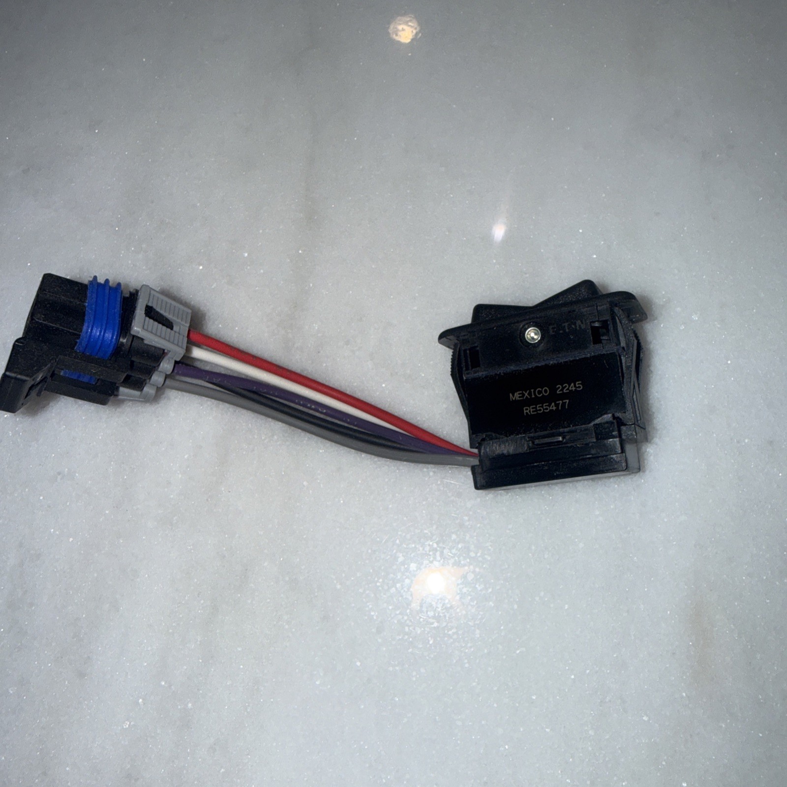 John Deere OEM RE55477 Toggle/Rocker Switch MFWD 5065M 5060E 5070E ...