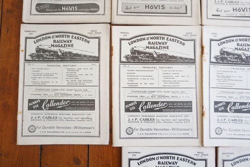 1935-1937 LNER Railway Magazine x12 - Picture 4 of 10