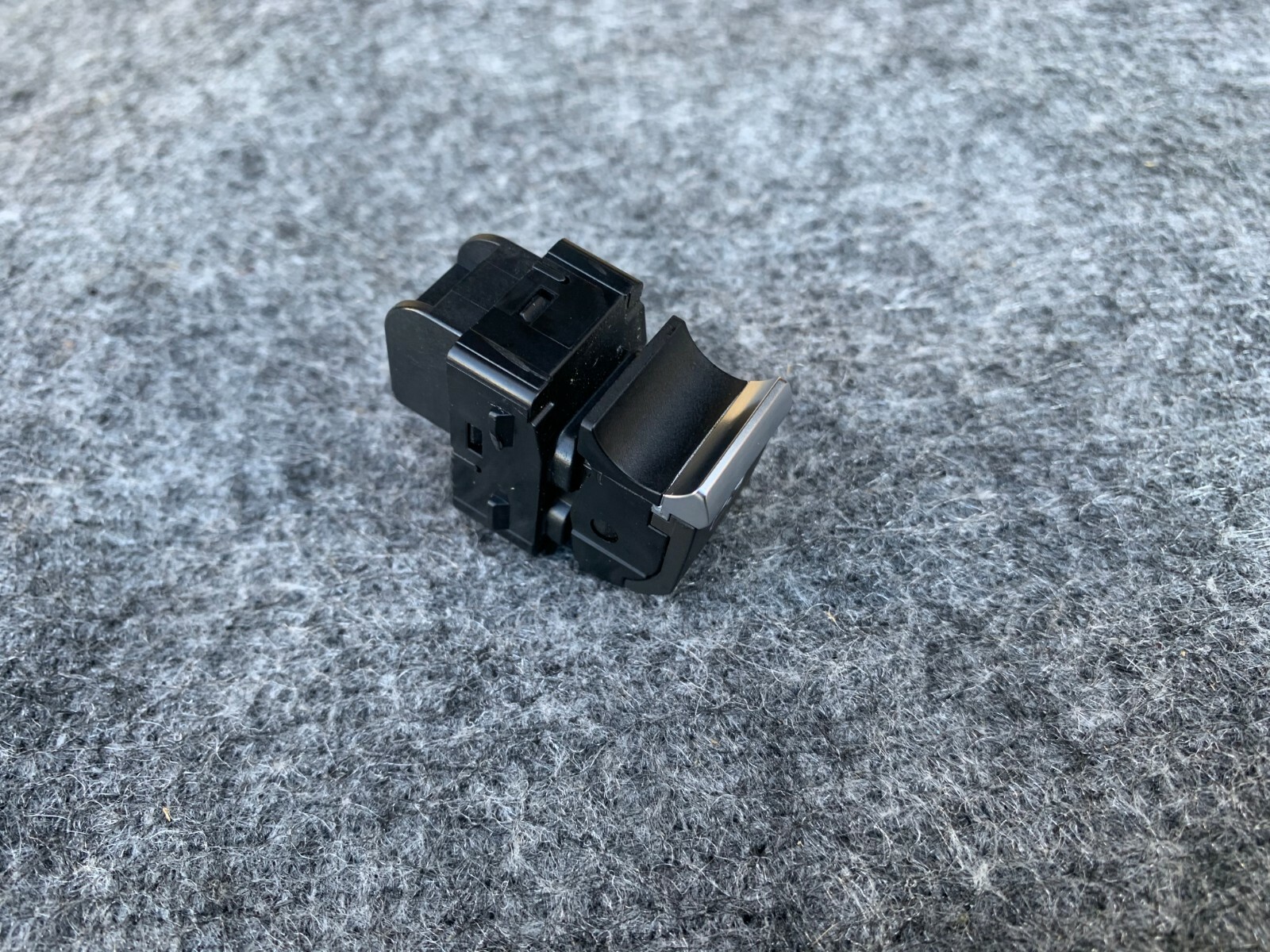 POWER WINDOW CONTROL SWITCH ASSEMBLY OEM OEM 2018 2019 2020 AUDI A4 S4 ...