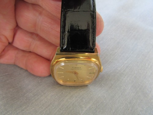 Vintage Timex Viscount Automatic Barrel Shaped Case Watch 34mm - Picture 9 of 11
