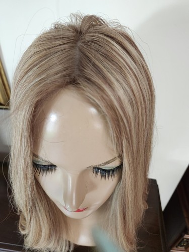 100% HUMAN HAIR WIG HONEY BLONDE W/HIGHLIGHTS SILK TOP 20" LONG M FREE PARTING - Picture 11 of 14