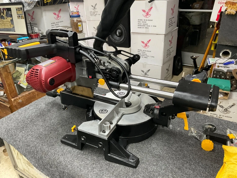 CHICAGO ELECTRIC POWER TOOLS 10 in. Sliding Compound Miter Saw - Image 3 of 4