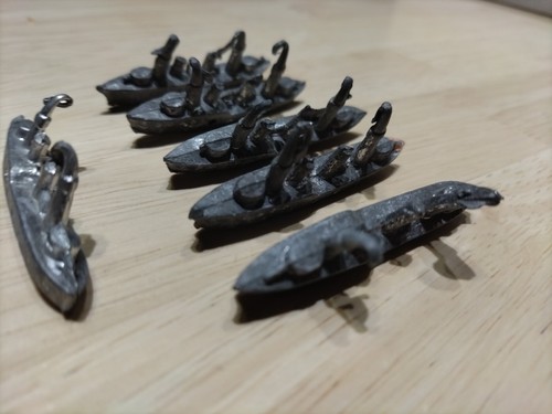 6 Vintage 1950s Tiny Lead Metal Battle Ship Game Pieces Tokens 2 1/2 inches long - Picture 13 of 16