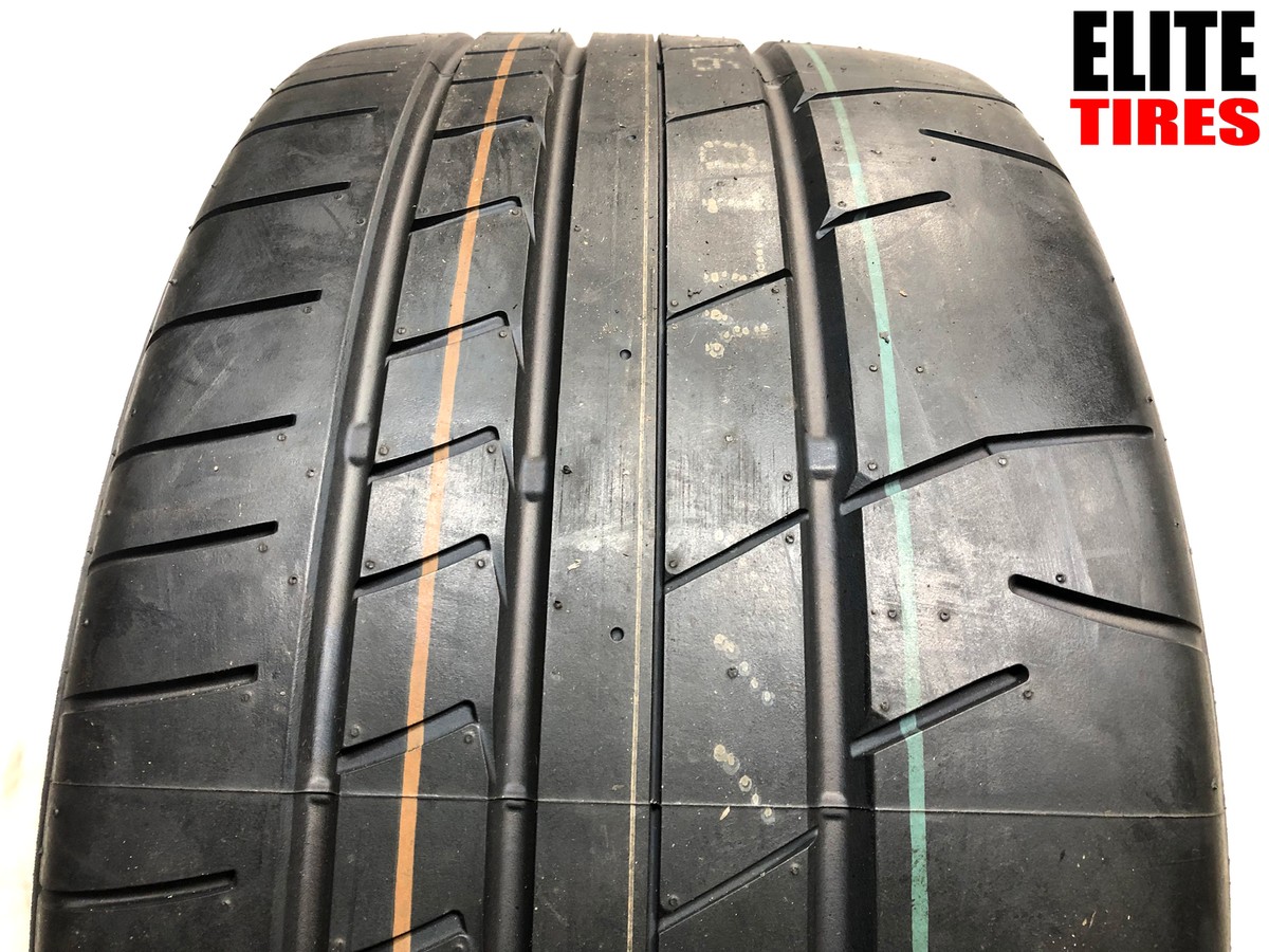 Bridgestone Potenza RE070R R2 RFT Run Flat 285/35R20 Tire | Y