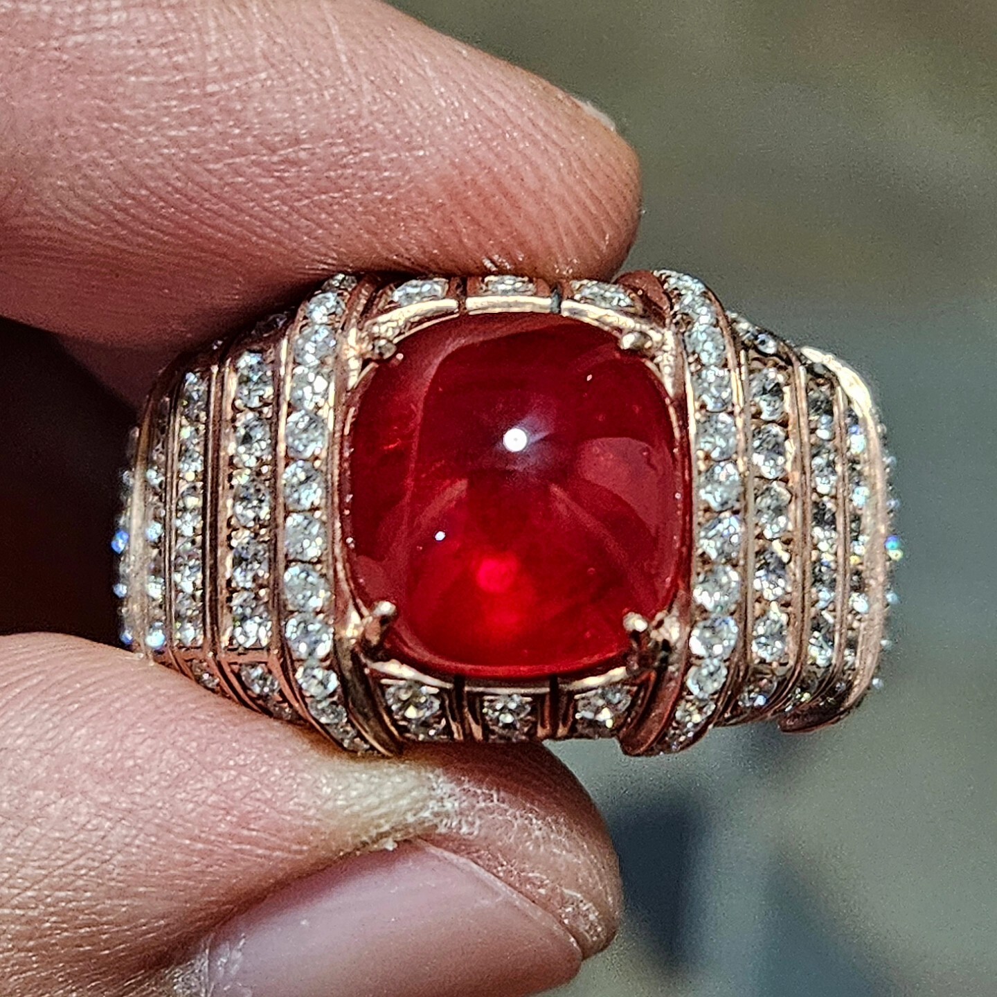 Picture 1 of 4