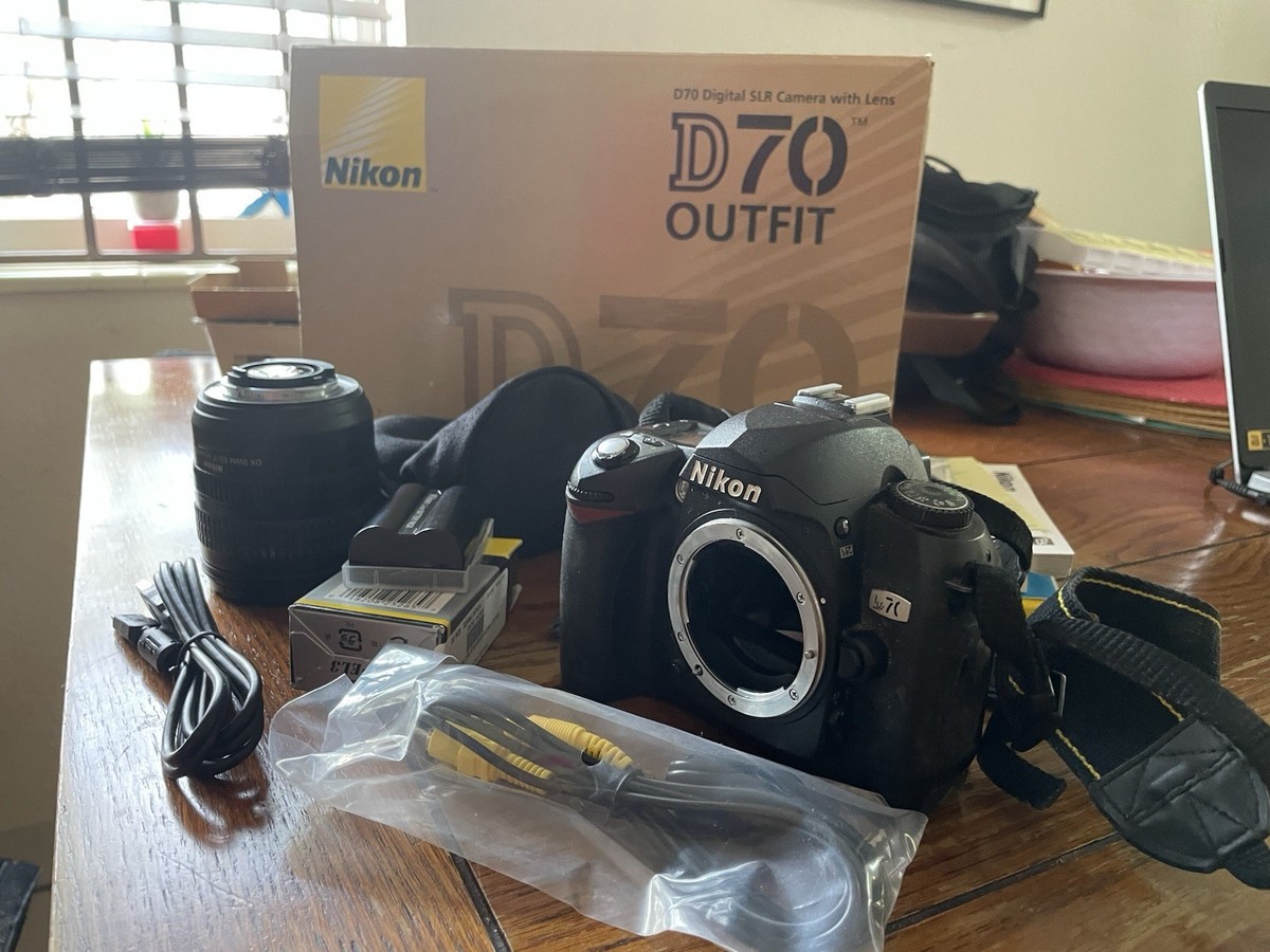 Nikon D70 Digital SLR Camera with AF-S Nikkor 18-70 mm lens | eBay