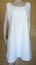 WEISSES NACHTKLEID - UNTERKLEID - SPITZE - LEINEN/COTTON - ANTIK - GR. S - M