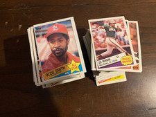 1985 Topps Baseball Lot of 370+ with HOF'ers