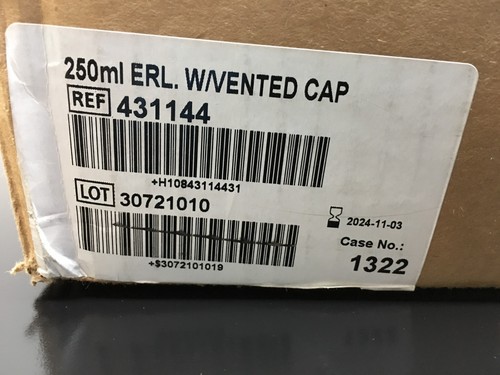 CORNING Ref 431144 Polycarbonat 250 ml Erlenmeyerkolben mit Entlüftungskappe Koffer - Bild 3 von 24