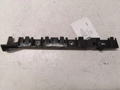 BMW 1 E87 Kotflügelhalter vorne rechts 777118160 22405910 2.00 Diesel 27068505