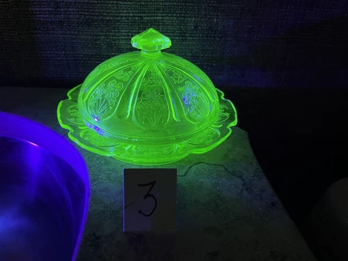 Green Depression glass 2 pc uranium butter cheese ball dish
