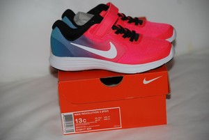 nike revolution 3 psv